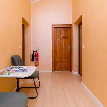In 5281 Apartment