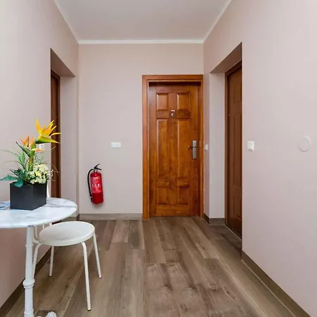 In 5281 Crikvenica